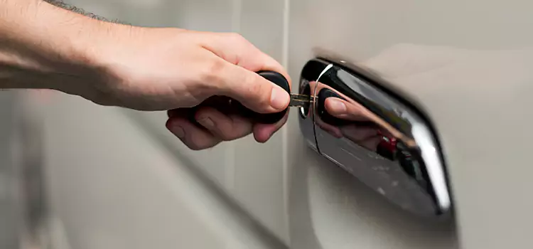 Why Choose Our Auto Locksmith Team in Oildale, CA?